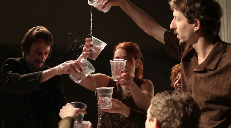 Στο εσωτερικό 