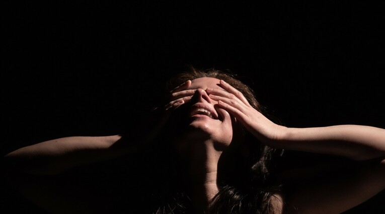 Της λήθης ρωγμές στο σώμα