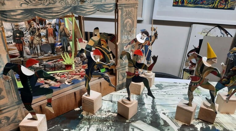 Απόστολος Φωκίωνας Βέττας: Ατέρμονα Τοπία με Ιστορίες από χάρτινες Φιγούρες