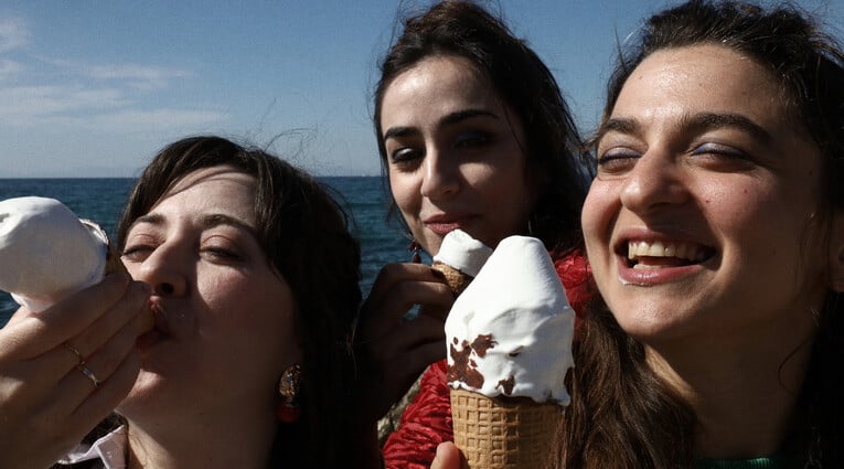 Τρεις Αδελφές (θα έρθουν καλύτερες μέρες)