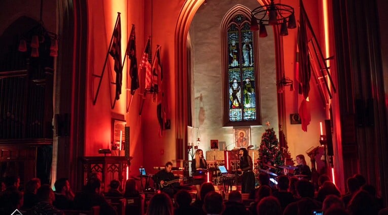 Marva Von Theo & Moonmoth