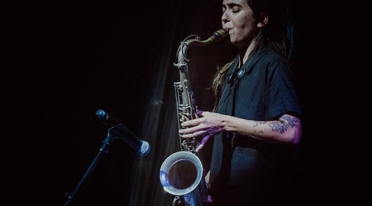 Φ hill Sessions warm up