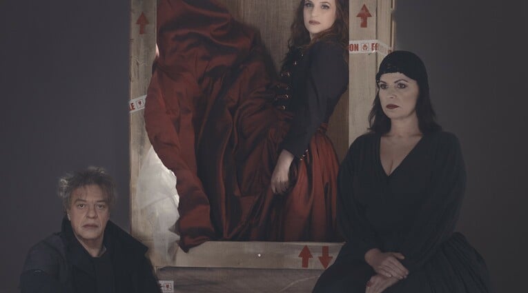 Δεσποινίς Τζούλια