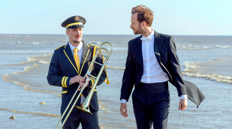 En Fanfare