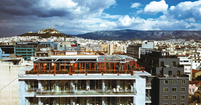 Έξι αθηναϊκά ξενοδοχεία