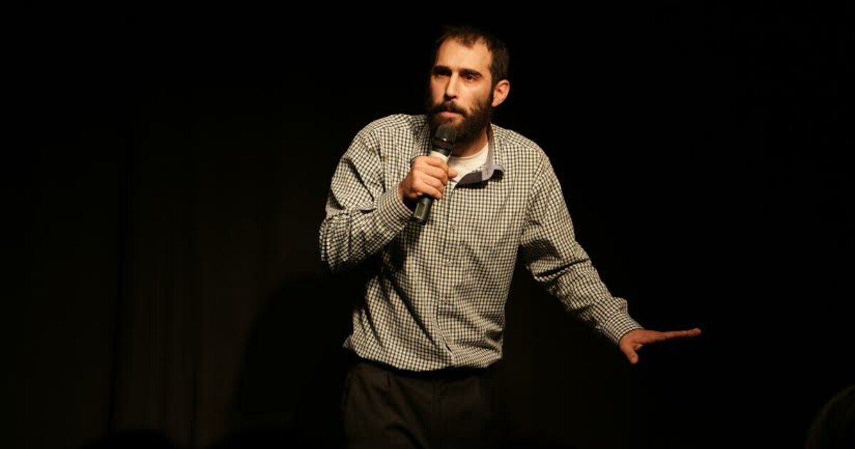 Stand Up Comedy Open Mic | LiFO