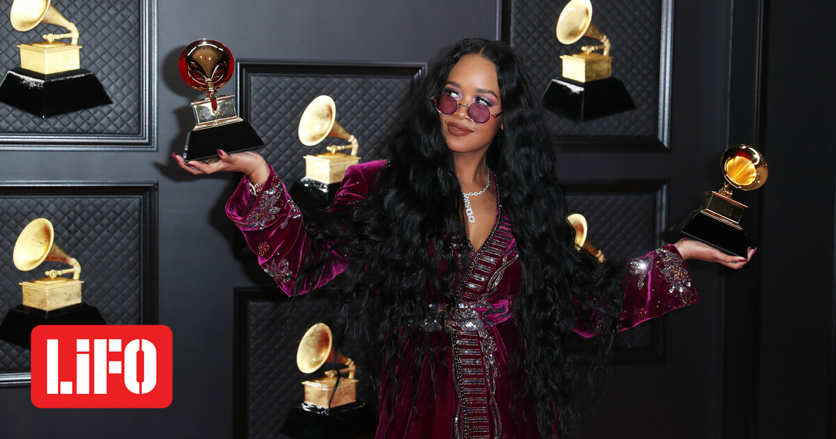 grammy gowns 2021