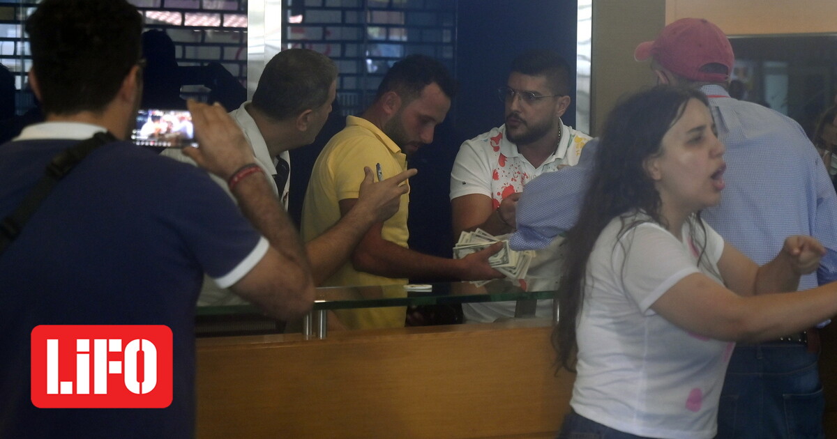 livanos%20%282%29.jpg?itok=7wVN92Tu