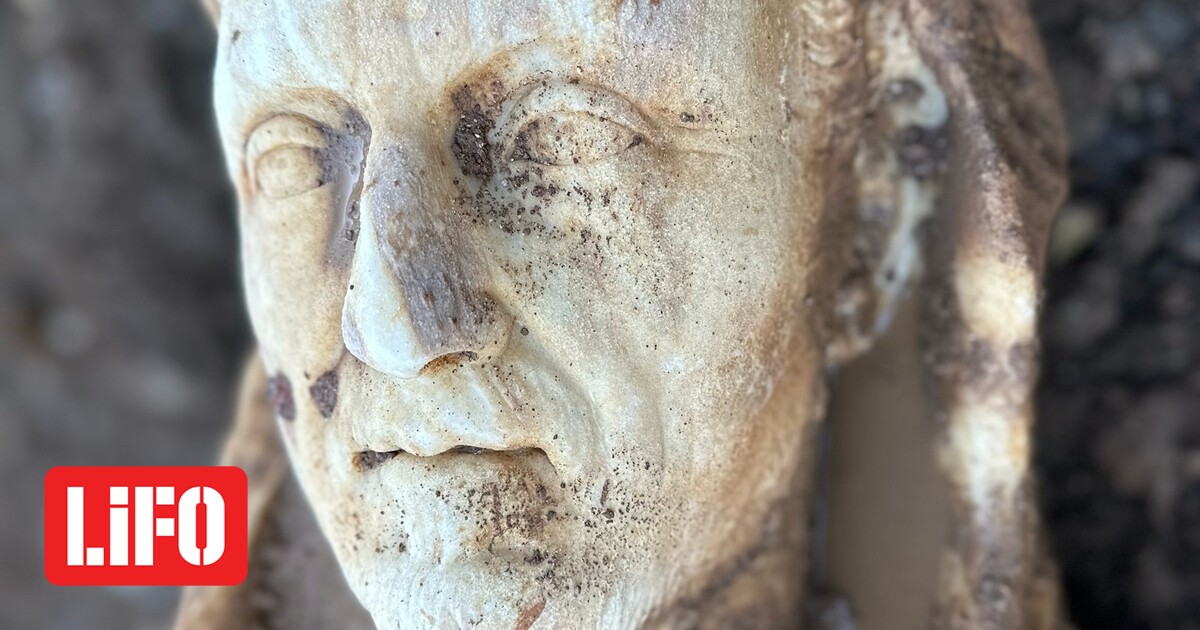 Statua romana di Ercole trovata durante i lavori in Italia