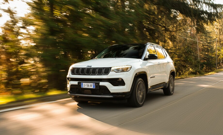 Το Jeep Compass με νέες εκδόσεις εξοπλισμού