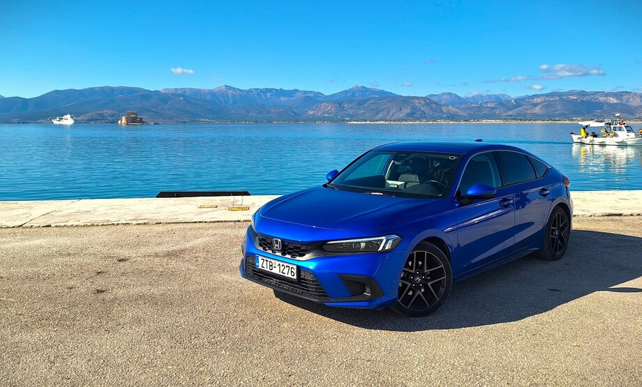 Στον αστερισμό του Honda Civic e:HEV 