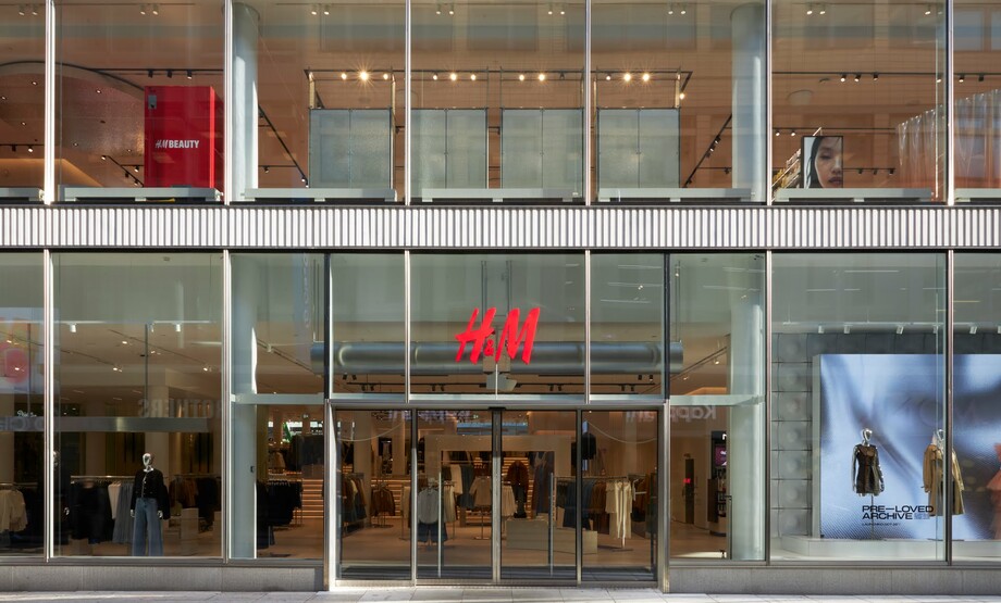 Μέσα στην Αποστολή της H&M να απελευθερώσει τη μόδα για όλους: Μια ιστορία μόδας που μαγεύει 