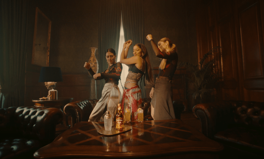Chivas Regal X Marina Satti: Αυθεντικότητα, έμπνευση, συνεργασία