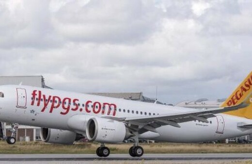 Κύπρος: Γυναίκα προκάλεσε πανικό σε πτήση λέγοντας ότι έχει βάλει βόμβα - Υποστήριξε ότι «κάτι είχε ο κουραμπιές»