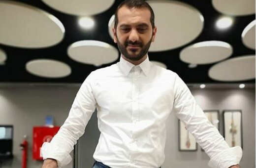 Ο Λεωνίδας Κουτσόπουλος σχολίασε τον τελικό GNTM με «ΠΑΣΟΚ» και το κόμμα απάντησε
