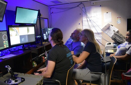 Αποστολή της NASA στη Σαντορίνη: Υδροθερμικές «καμινάδες» στον βυθό του ηφαιστείου Κολούμπου