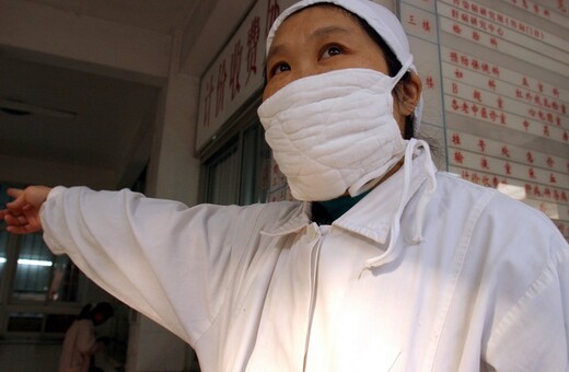 Από ιό της οικογένειας του SARS η «μυστηριώδης» πνευμονία σε πόλη της Κίνας