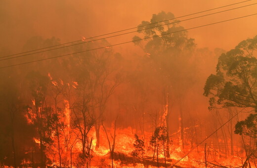 Επιστήμονες προειδοποιούν για τις πυρκαγιές στην Αυστραλία: «Ενδέχεται να γίνουν συνηθισμένο φαινόμενο»