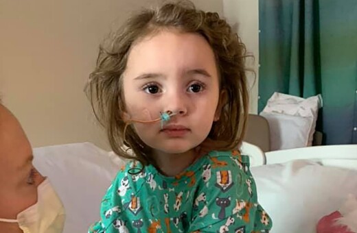 Αϊόβα: Τετράχρονη βλέπει ξανά - Είχε χάσει την όρασή της εξαιτίας γρίπης