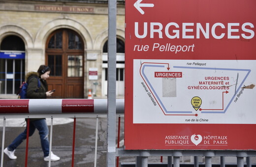 Γαλλία: Στα όρια κατάρρευσης το σύστημα υγείας - Μεταφέρουν ασθενείς σε στρατιωτικό νοσοκομείο