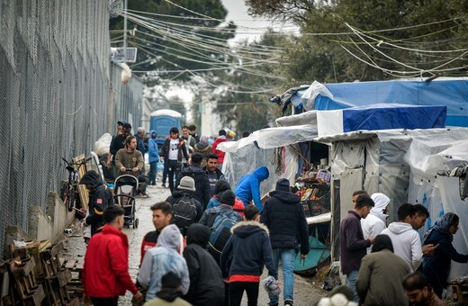 Περιφέρεια Βορείου Αιγαίου: Μέτρα για τους πρόσφυγες στα ΚΥΤ - Προσλήψεις γιατρών και «κέντρα υγείας»