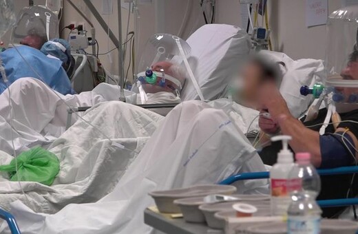 «Να δουν όλοι τι γίνεται!»: Νοσοκομείο στο Μπέργκαμο άφησε τις κάμερες να καταγράψουν την τραγωδία