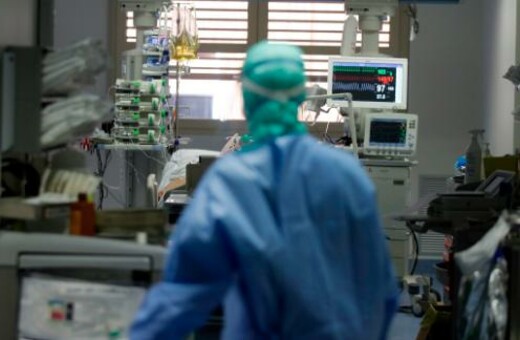 Κορωνοϊός: 12χρονη στις ΗΠΑ δίνει «μάχη για τη ζωή της» - Δεν είχε προβλήματα υγείας
