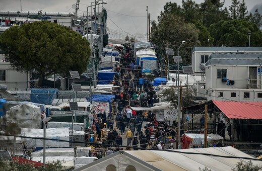 Ευρωβουλευτές ζητούν να εκκενωθούν οι υπερπλήρεις δομές στα ελληνικά νησιά