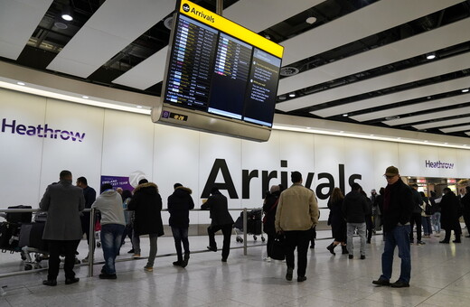 Ανακοίνωση της πρεσβείας στο Λονδίνο για τους Έλληνες που εγκλωβίστηκαν στη Βρετανία