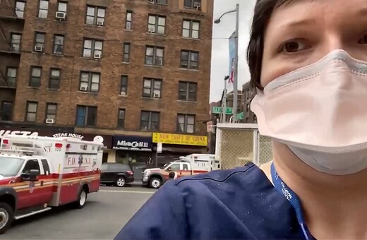 72 ώρες μέσα σε ένα νοσοκομείο της Νέας Υόρκης όπου πεθαίνουν ασθενείς με κορωνοϊό