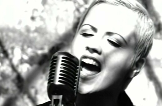 Το «Zombie» των Cranberries γράφει ιστορία - Ξεπέρασε τα 1 δισ. views στο YouTube