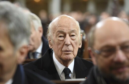 Δημοσιογράφος μήνυσε τον Γάλλο πρώην πρόεδρο Ζισκάρ ντ' Εστέν για σεξουαλική παρενόχληση
