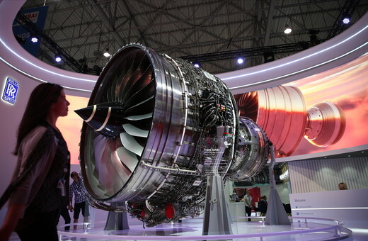 Η Rolls-Royce θα κάνει 9.000 απολύσεις- Δεν αποκλείει κλείσιμο εργοστασίων