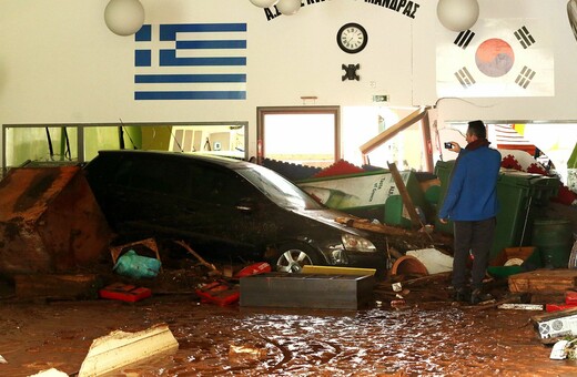 Συνεχίζονται οι επιχειρήσεις στη Δ. Αττική - 15 νεκροί και 5 αγνοούμενοι ο τραγικός απολογισμός της κακοκαιρίας