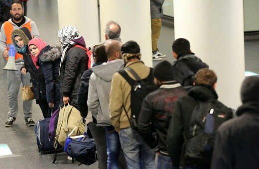 FAZ: Η Γερμανία θα λάβει 4,5 δισ. ευρώ για το προσφυγικό- Θα εισπράττει 2.800 ευρώ για κάθε πολίτη εκτός ΕΕ