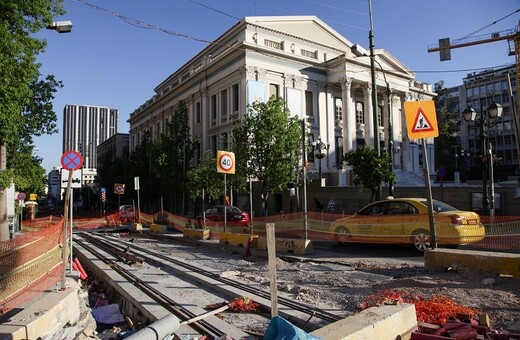 Προσφυγές στο ΣτΕ για το τραμ στον Πειραιά- Κάτοικοι λένε πως καταστρέφονται σπάνια αρχαιολογικά ευρήματα