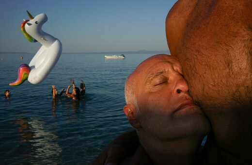 Μια Ελληνίδα ερασιτέχνης φωτογράφος διακρίθηκε για την πιο τρυφερή φωτογραφία του καλοκαιριού