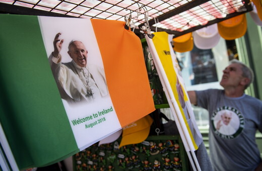 Ιστορική επίσκεψη Πάπα στην Ιρλανδία υπό τη σκιά σκανδάλων κακοποίησης