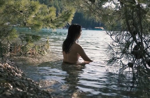 Ένα αγόρι, δυο κορίτσια και μια πολύ μικρή καλοκαιρινή Οδύσσεια στην Ιθάκη