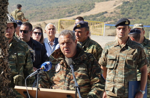 Ο Καμμένος μόλις έκανε retweet σε άρθρο που γράφει ότι η Ελλάδα θα γίνει η 51η Πολιτεία των ΗΠΑ
