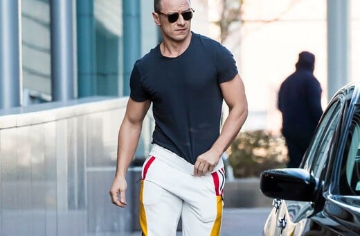 Ναι! Είναι ο James McAvoy- Και έγινε έτσι με 6000 θερμίδες τη μέρα