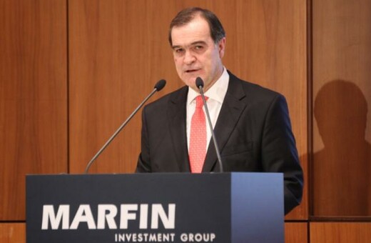 Μήνυση κατά της Θάνου κατέθεσε ο Βγενόπουλος - Καταγγέλει ότι τού ζητήθηκε να τοποθετήσει χαρτονομίσματα μέσα σε βιβλίο