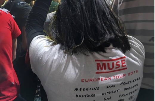 Oι Muse υποστηρίζουν τους Γιατρούς Χωρίς Σύνορα και στην Αθήνα!