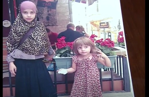 Ένας πατέρας εξηγεί πώς έσωσε τις ανήλικες κόρες του από τον ISIS