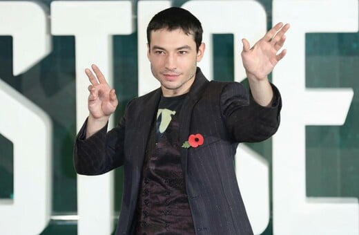 «Δεν είμαι άντρας, ούτε γυναίκα»: Ο Ezra Miller έκανε come out ως non-binary