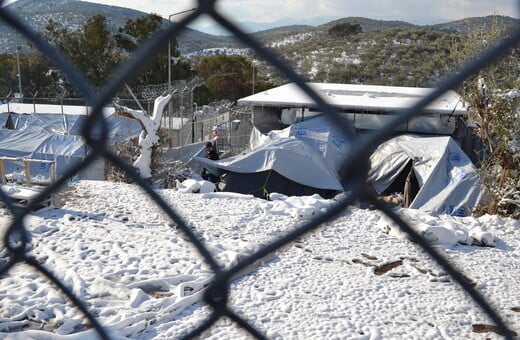 Βίντεο από τη Μόρια - Οι θαμμένες στο χιόνι σκηνές και οι δύσκολες συνθήκες διαβίωσης των προσφύγων