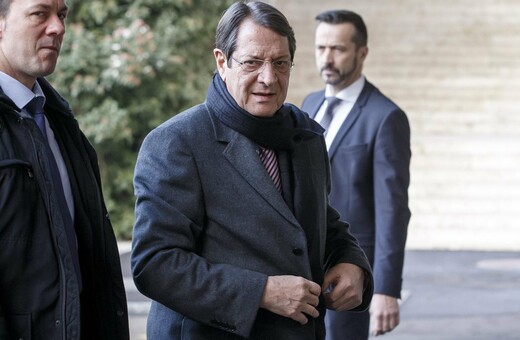 Κυπριακό: Ολοκληρώθηκε η διαδικασία κατάθεσης των χαρτών - Τι περιλαμβάνουν οι προτάσεις των δύο πλευρών