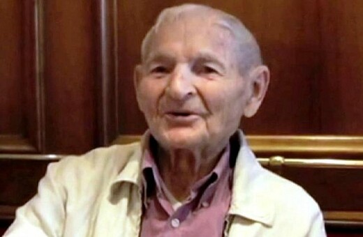 Ο τελευταίος επιζών ομοφυλόφιλος από τα ναζιστικά στρατόπεδα συγκέντρωσης αφηγείται τη ζωή του