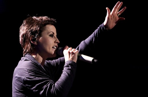 Οι Cranberries κυκλοφόρησαν νέο τραγούδι της Ντολόρες Ο’ Ριόρνταν στην επέτειο θανάτου της