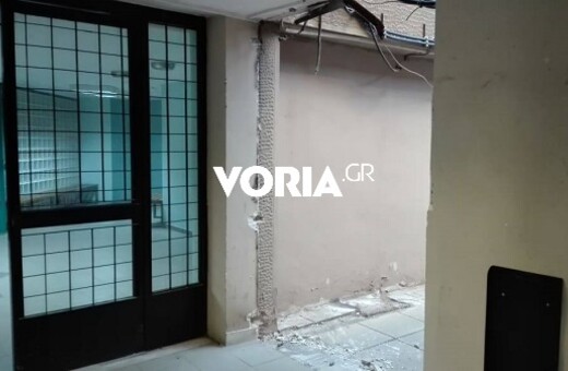 Βανδαλισμοί στο ΑΠΘ - Ξήλωσαν σιδερένια πόρτα στην Πολυτεχνική Σχολή